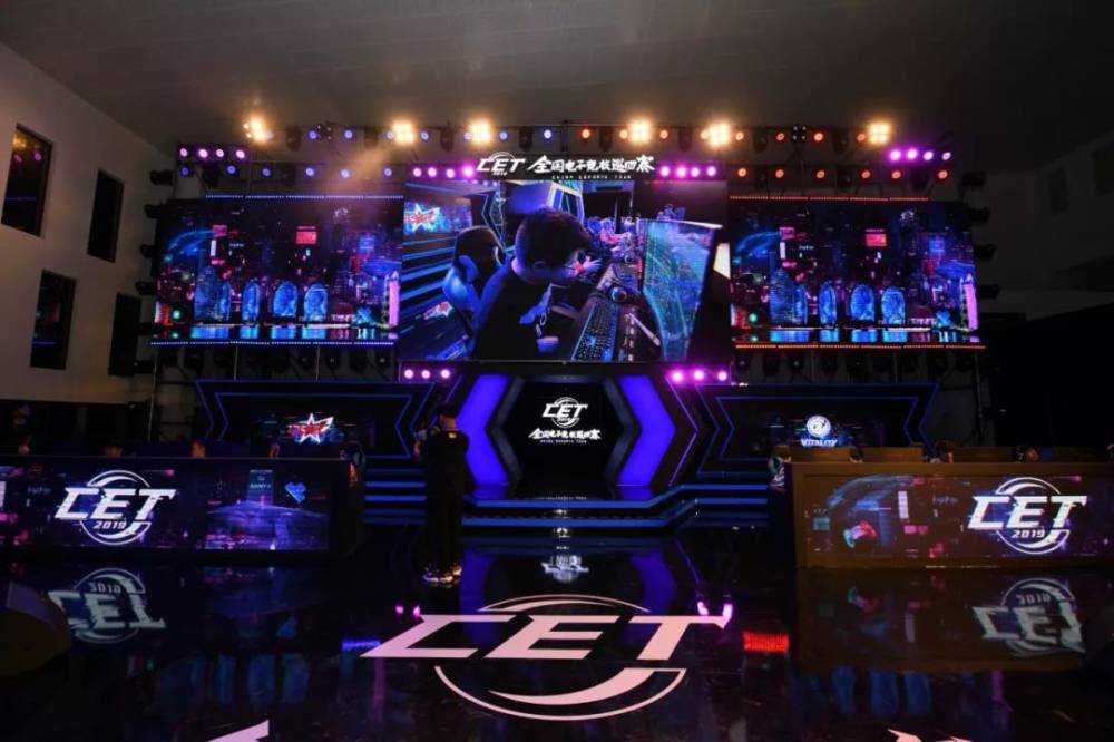 孤掌难鸣 孤掌难鸣